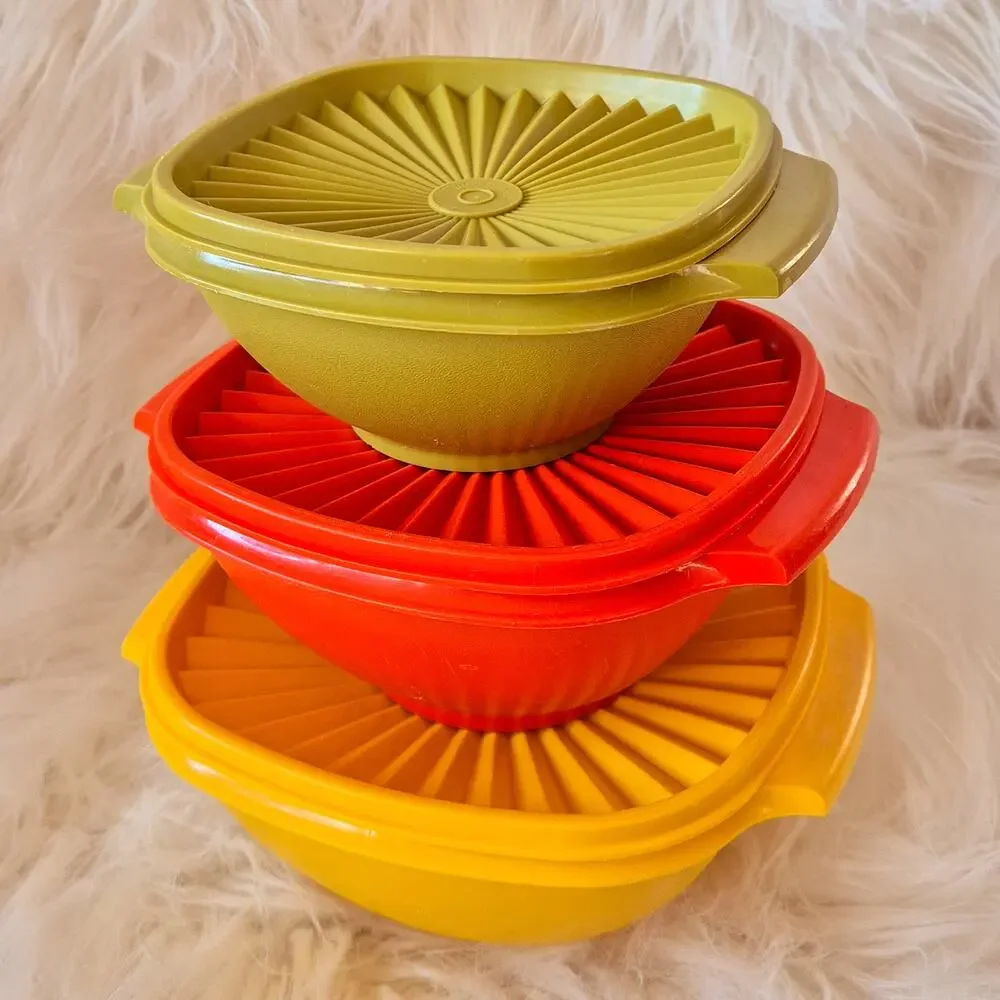 Vintage 1970s Tupperware Servalier Nesting Bowl Set 836 838 840